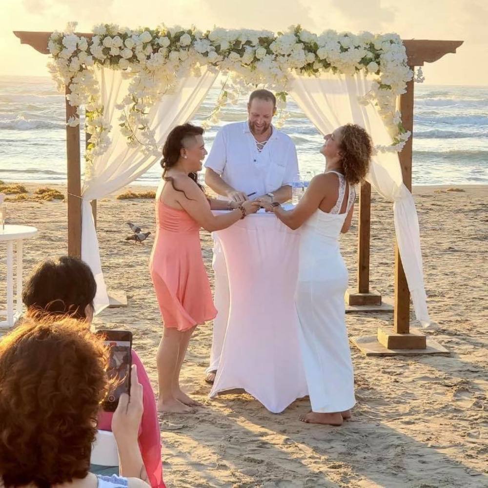 Meet your Posher, Mayra